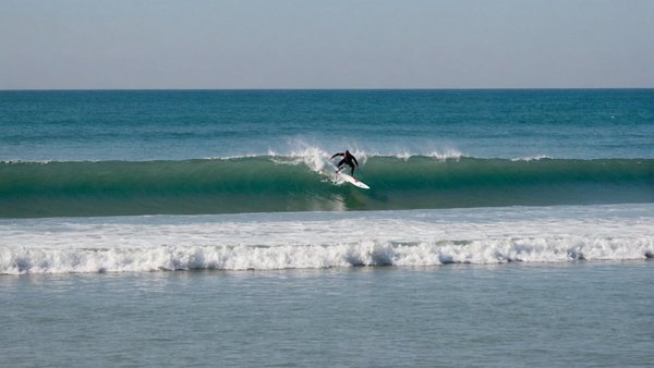 Vivez l'expérience unique des cours de surf à saint jean de luz